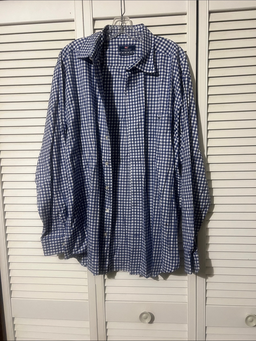 Vineyard vinesNautica Blue and White Gingham Long-Sleeve Button-Down Shirt